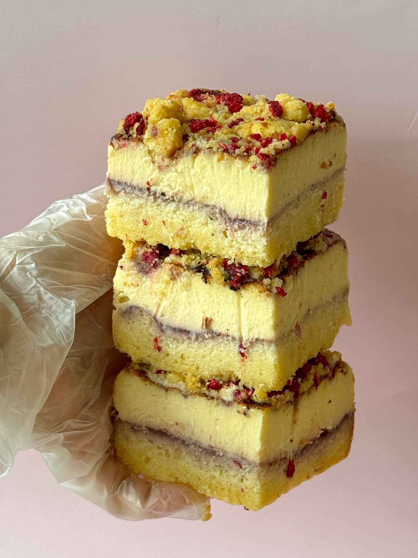 Raspberry Crumble Cheesecake