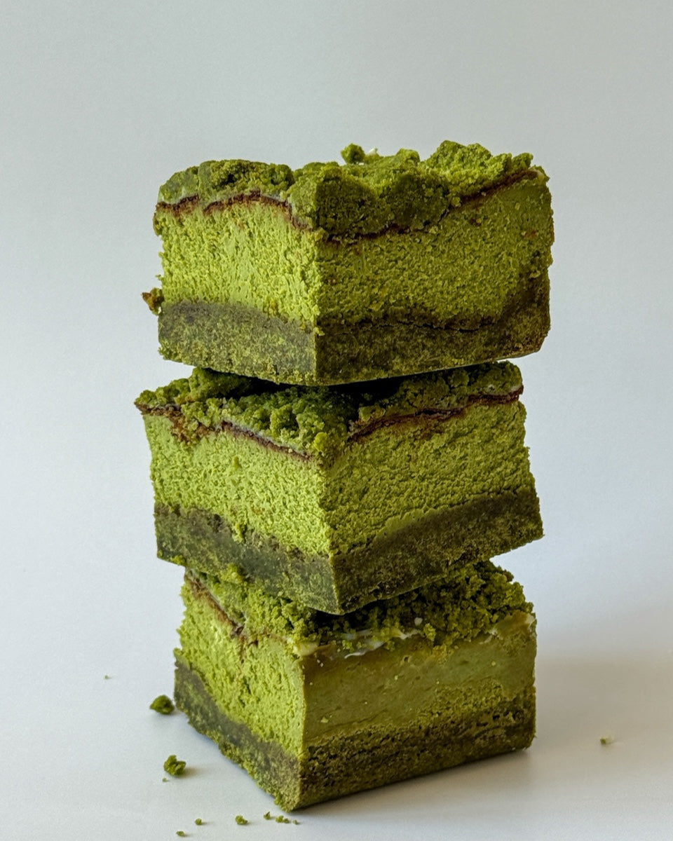 Super Matcha Crumble Cheesecake